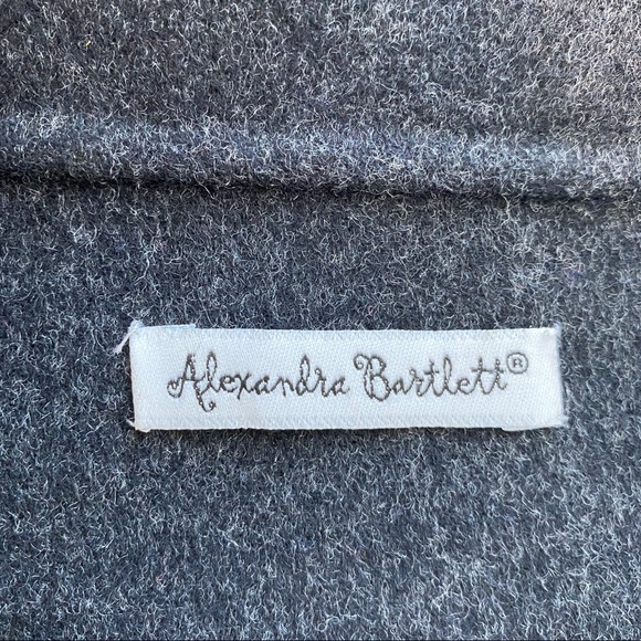 Alexandra Bartlett ๐ฏ wool jacket - Picture 8 of 10
